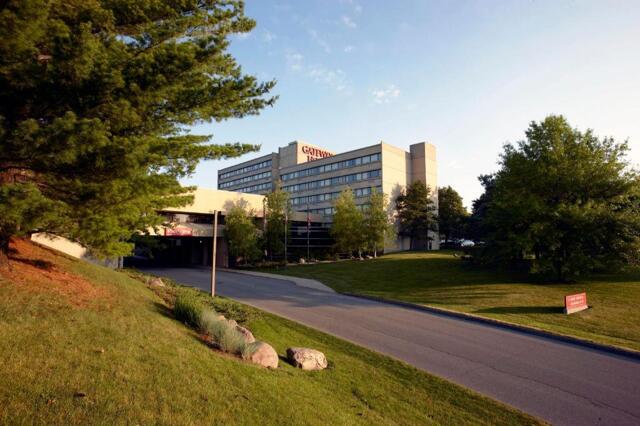 Green Hills Dr, Ames (ia), Gateway Hotel And Green Hills Dr, Ames (ia), Gateway Hotel And