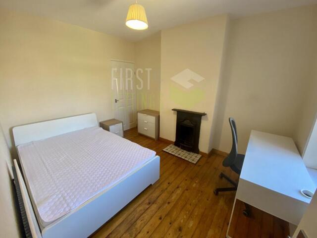 Wordsworth Road, Clarendon Park, 3 Bedroom Terraced