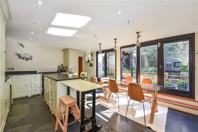 East Meon, Petersfield, 4 Bedroom Detached