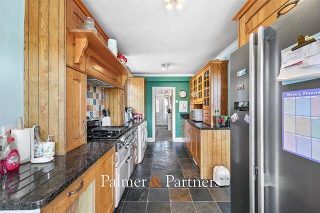 Rosebery Avenue, Colchester, 4 Bedroom Semi-detached