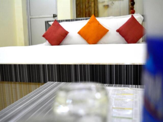 /, Dhingra Complex, Ahinsa Chowk, M.r. Main Road, Near Shalby Hospital, Vijay Nagar, Jabalpur, Hote /, Dhingra Complex, Ahinsa Chowk, M.r. Main Road, Near Shalby Hospital, Vijay Nagar, Jabalpur, Hote