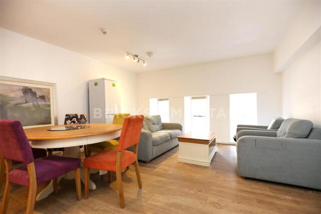 (£ppppw) Leazes Arcade, City Centre, 5 Bedroom Apartment