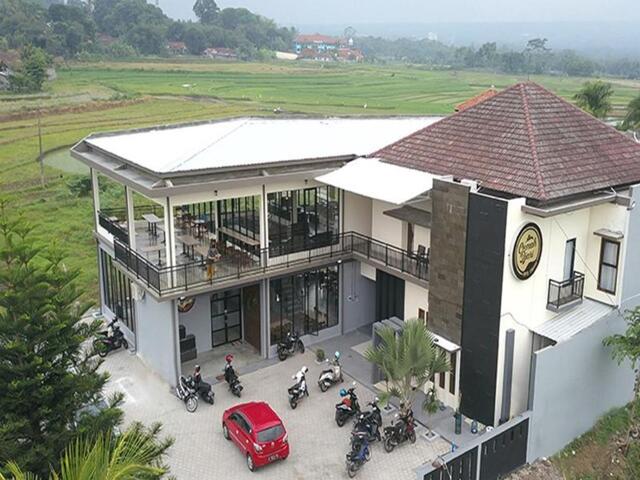 Jalan Merdeka Selatan  No., Blotongan, Salatiga, Salatiga, Oemah Djari Hotel