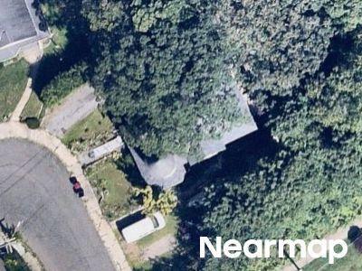 Salem St, Naugatuck, Preforeclosure Multi-family Home