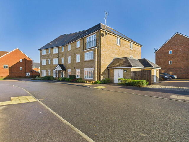 Dereham Court The Boulevard, Horsham, 2 Bedroom Ground