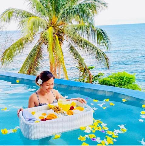 Naasag, Camiguin, Bintana Sa Paraiso