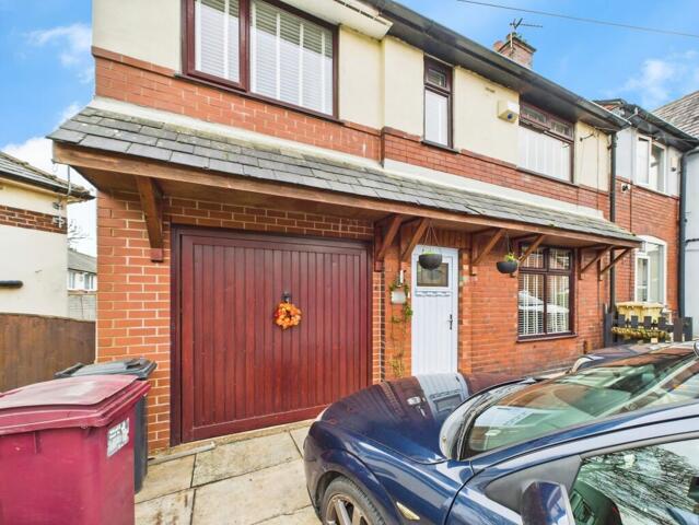 Sofa Street, Bolton, 3 Bedroom End