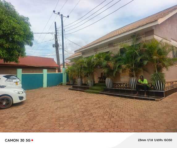 Bukoto, Kampala, 13 Dec Prime