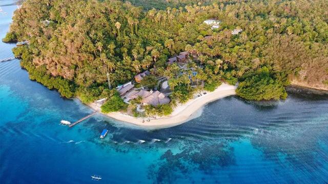 Boquete Island, Puerto Galera, Mindoro, Puerto Galera, Fridays Puerto Galera