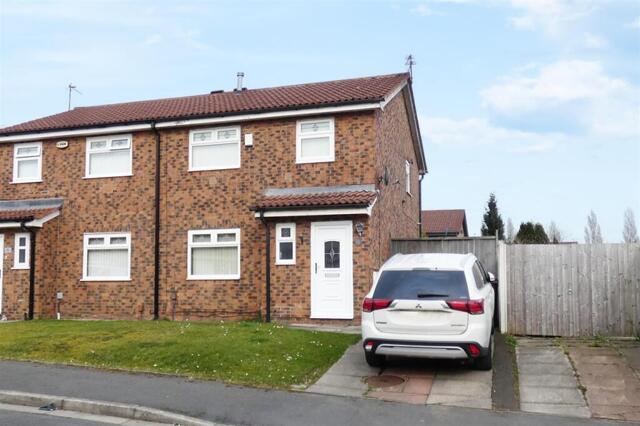 Ripon Close, Huyton, 3 Bedroom Semi-detached