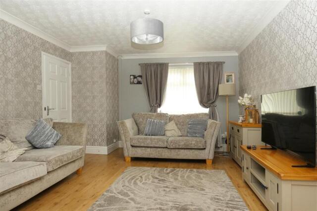 Ripon Close, Huyton, 3 Bedroom Semi-detached