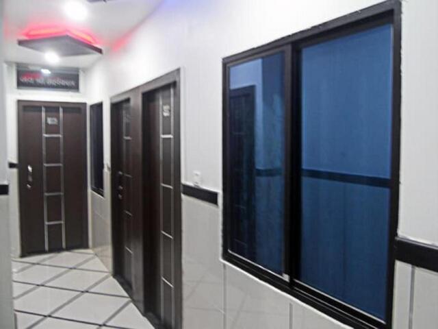 Bakshi Bazar, Kamri Marg, Ujjain, Hotel Shree Dwarkadhish