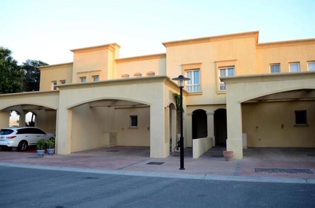 Th Street The Springs,dubai, Deluxe Holiday Villa