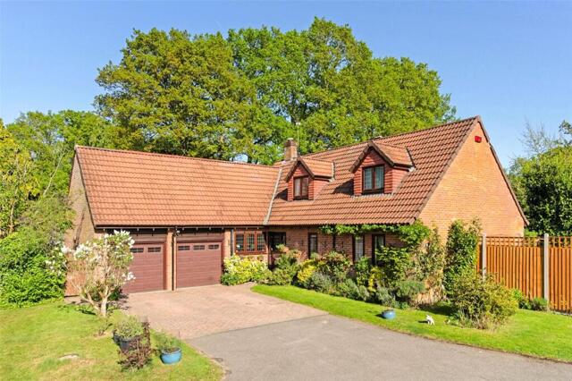 Rowledge, Orchard End, Farnham, 6 Bedroom Detached