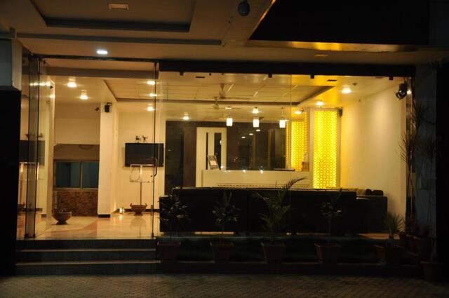 Kopargaon - Shirdi - Ahmednagar - Pune Highway, Shirdi, Hotel Sai Gangotri