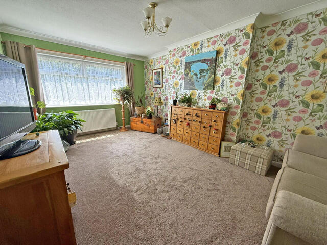 Pindar Road, Eastfield, 2 Bedroom Semi-detached