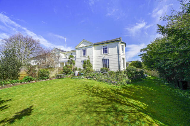 Pomeroy Villas, Totnes, 6 Bedroom Villa Pomeroy Villas, Totnes, 6 Bedroom Villa