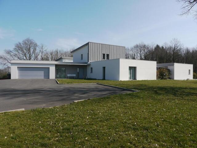 Chemin Des Baisses, Saint-junien, Domaine Georges V