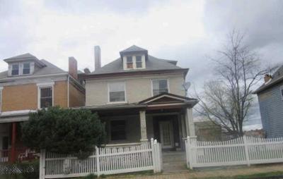 E Th Ave, Homestead, Preforeclosure Single-family Home