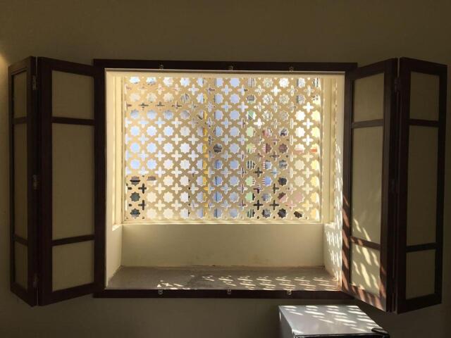 D / Ganesh Mahal, Godowlia, Varanasi, Safarnama Varanasi, Guesthouse/bed