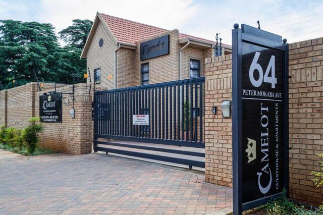 Peter Mokaba Street, Potchefstroom, Camelot Guest House