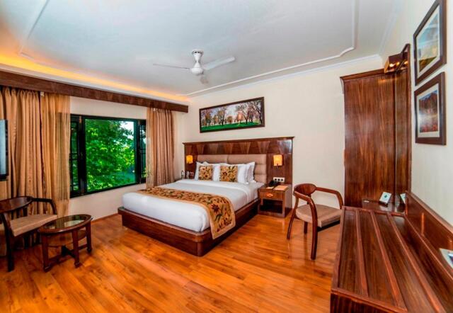 Bb Cantt, Shivpora Srinagar, Jammu & Kashmir, Srinagar, Lemon Tree Hotel