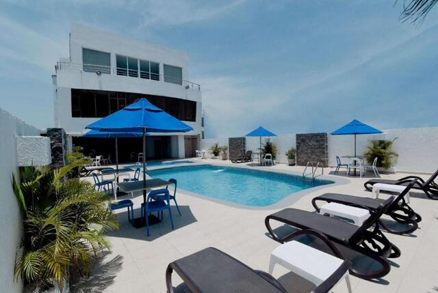 Cra  # -, Barranquilla, Howard Johnson Hotel