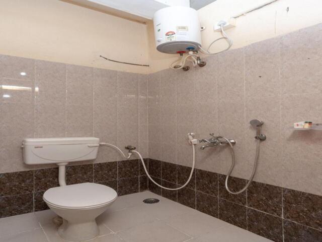 Near Ramanujam Nagar Bus Stop, Gandhiputhur, Coimbatore, Coimbatore, Hotel O B