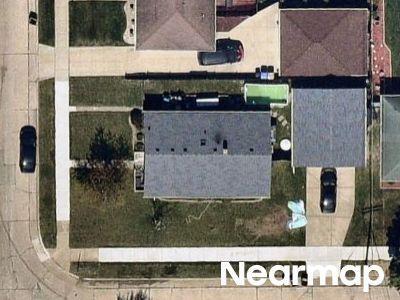Th Ave, Kenosha, Preforeclosure Single-family Home