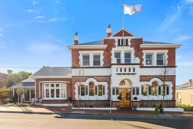 Mary Street, Huon Valley, Cygnet Old Bank