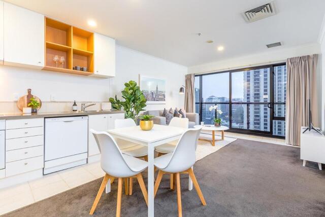 Queen Street,auckland, Lovely City Apartment