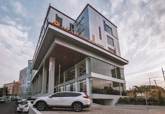 Jl. Jend Sudirman No. Gisikdrono, Semarang Barat, Kota Semarang, Central Java, Indonesia, Semarang, 