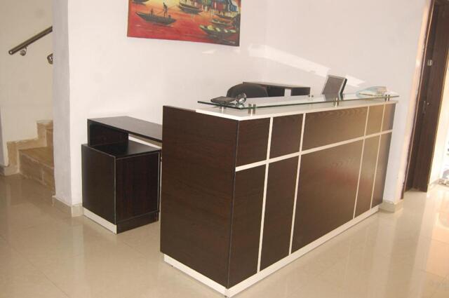 Oladipupo Fafore St. Santos Layout, Akowonjo Rd, Egbeda, Lagos, Ben Auto Guest