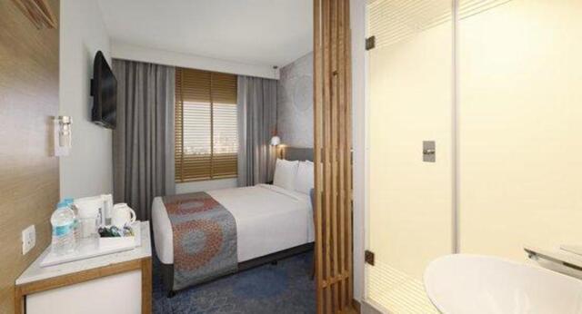 Survey No  Near Lekhanagar, Nashik, Holiday Inn Express