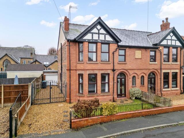 Cross Lane, Grappenhall, 4 Bedroom Semi-detached