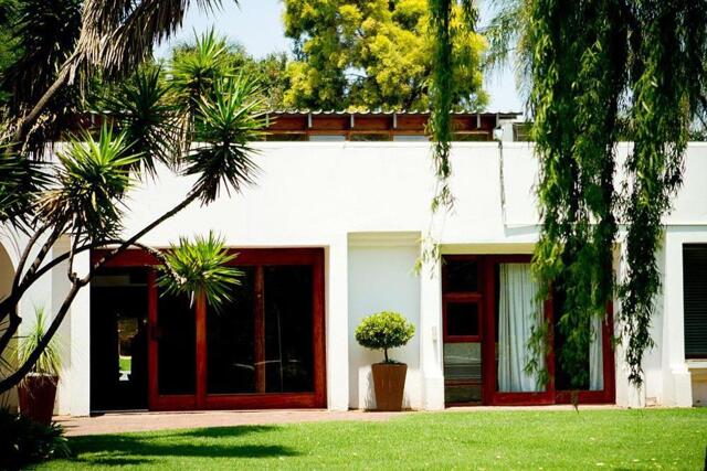 Mackenzie Street, Brooklyn, Pretoria, Pretoria, Richtershuyz Lifestyle Guest