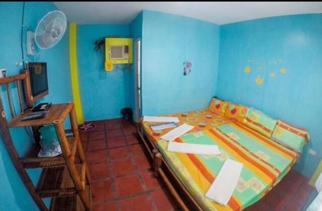 Villaceran Street Beside Nordic Inn (beach Side) Near Tristans, Cebu, Juanitas Guesthouse Sta.