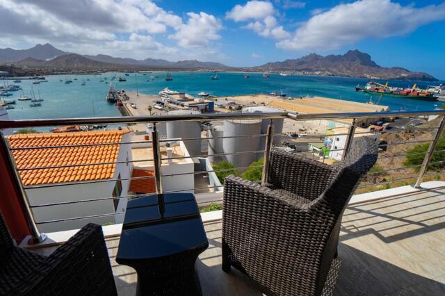 Alto Furtim, Mindelo, Blue Marlin Hotel