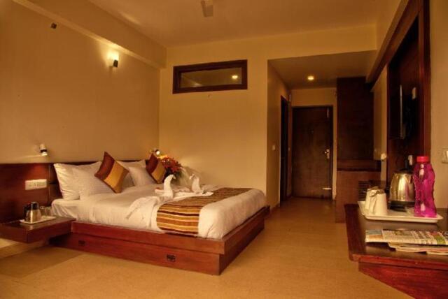 Near Country Inn, Mehragaon, Nainital, The Palm Hotel