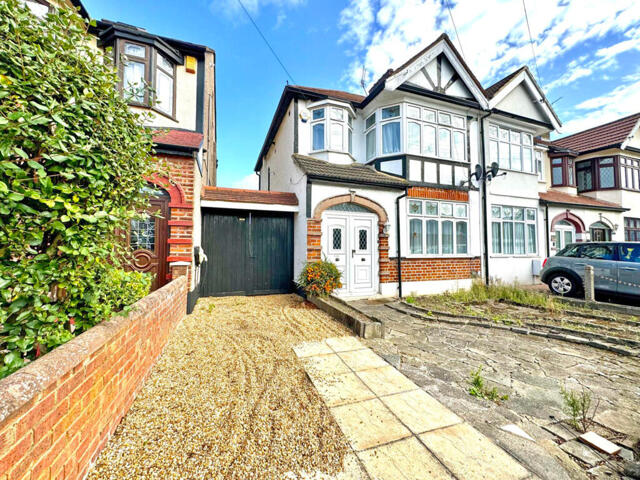 Eccleston Crescent, Romford, 3 Bedroom Semi-detached Eccleston Crescent, Romford, 3 Bedroom Semi-detached