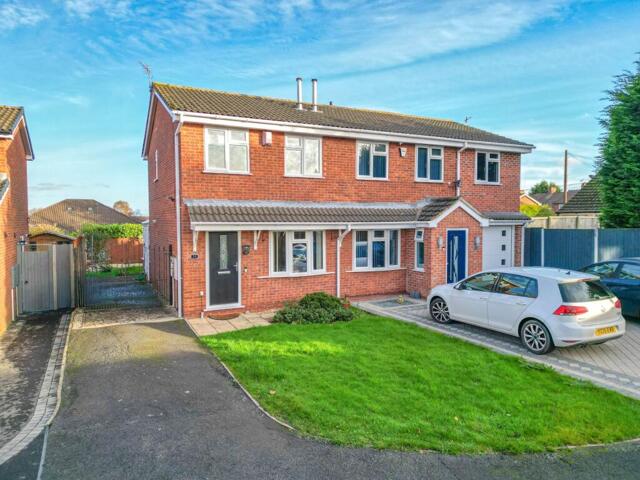Cambridge Drive, Nuneaton, 2 Bedroom Semi-detached