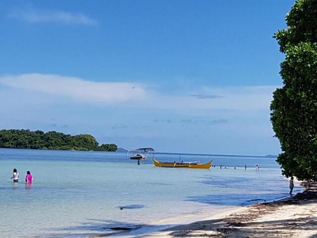 Malinao Road General Luna Surigao Del Norte, Siargao Island, Cozy Home. Starlinkwifi