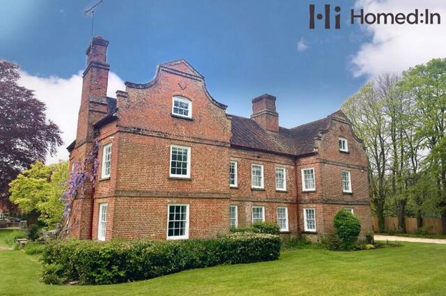 Worplesdon Road, Guildford, 10 Bedroom Detached