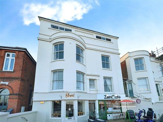 Esplanade, Ryde, 3 Bedroom Apartment