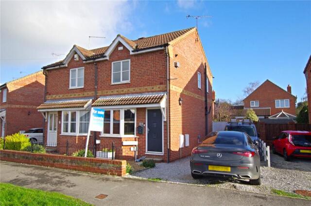 Cleeve Road, Hedon, 2 Bedroom Semi-detached