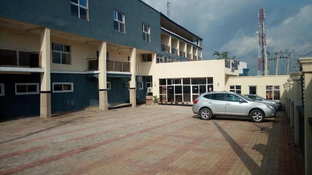 Opposite Mauve,ring Road Adeoyo Junction, Ibadan, Ibadan, Paris Tower Hotel