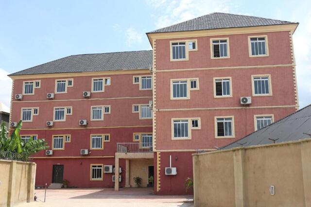 Idoro Road, Uyo, Akwa Ibom, Grand Decent Hotel