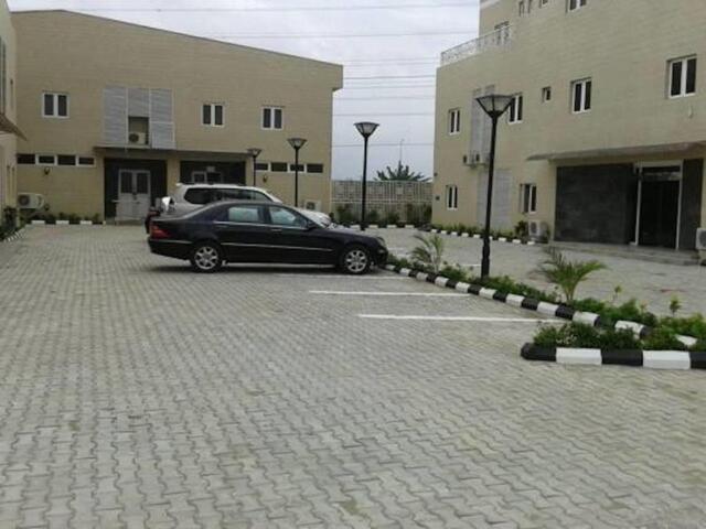 Plot / Tf kuboye street (by Oniru New Market) Oniru, Lekki, Newcastle Hotel, Hotel