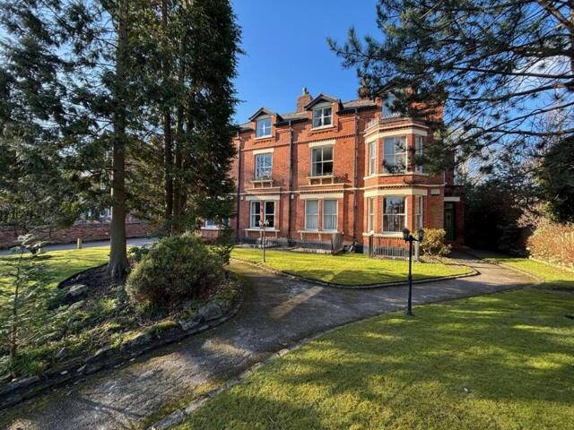 Heritage Gardens,  Heaton Moor Road, 2 Bedroom Flat
