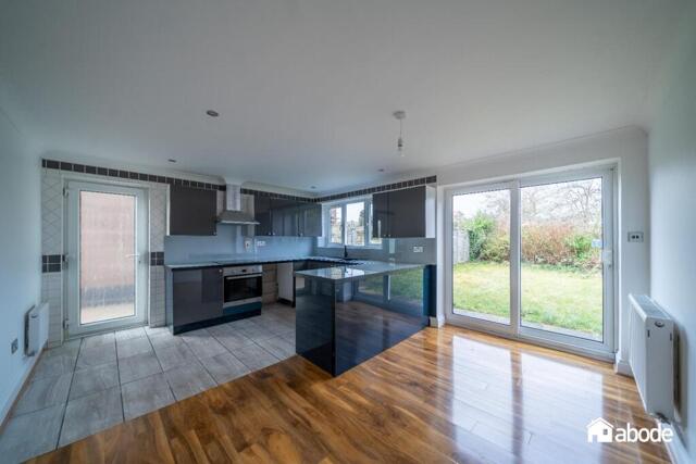 Coach House Mews, Woolton, 3 Bedroom Detached